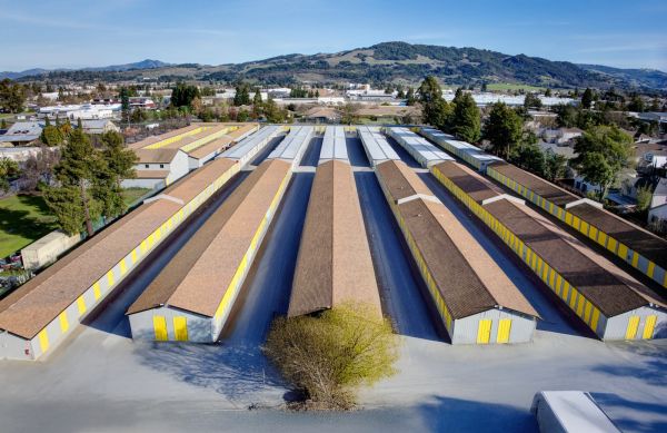 Storage King USA - 154 - Santa Rosa, CA - Dutton Meadow - 2868 Dutton Meadow