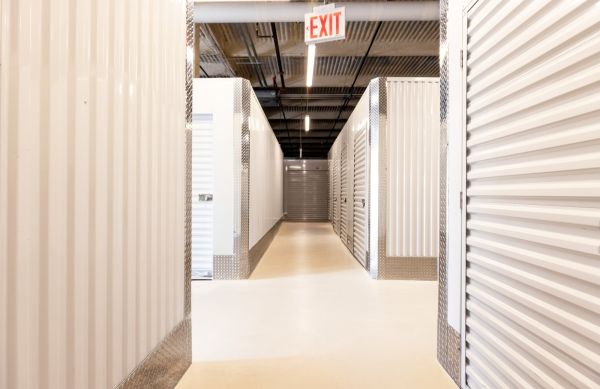 Storage King USA - 165 - Nanuet, NY - Fashion Drive - 7201 Fashion Drive