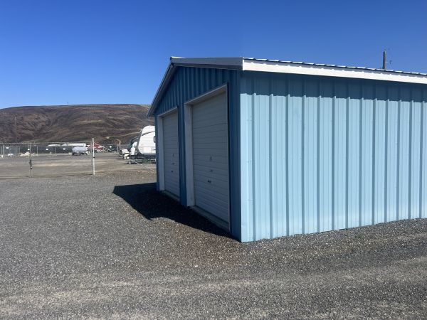 Crescent Bar Self Storage - 23838 Road 9.8 Northwest