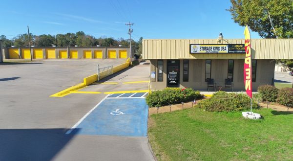 Storage King USA - 009 - Tallahassee, FL - Capital Circle SW - 942 Capital Circle Southwest