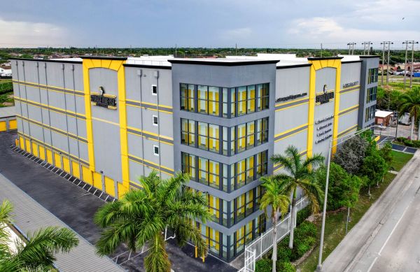 Storage King USA - 011 - Miami, FL - SW 137th Ave - 16200 Southwest 137th Avenue