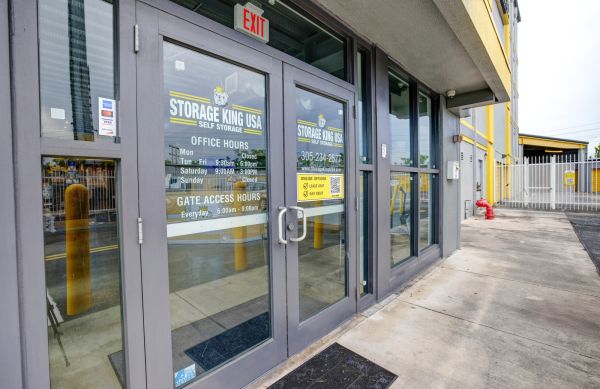 Storage King USA - 011 - Miami, FL - SW 137th Ave - 16200 Southwest 137th Avenue
