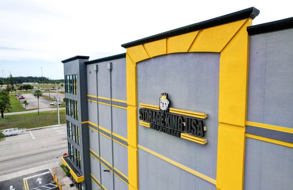 Storage King USA - 011 - Miami, FL - SW 137th Ave - 16200 Southwest 137th Avenue
