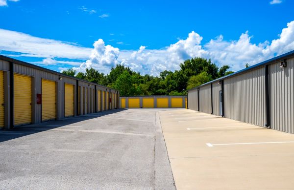 Storage King USA - 020 - Winter Haven, FL - Dundee Rd - 2100 Dundee Road