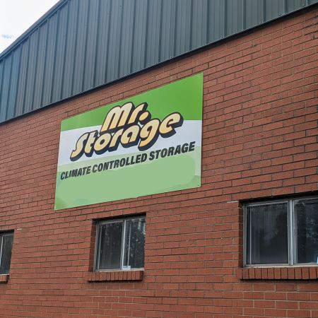 Mr. Storage - Lexington - 208 Market St