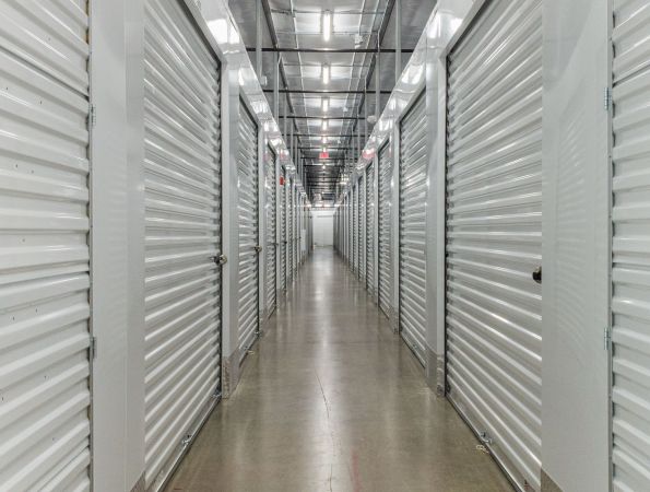 Storage King USA - 034 - Polk City, FL - Commonwealth Ave - 330 Commonwealth Avenue North