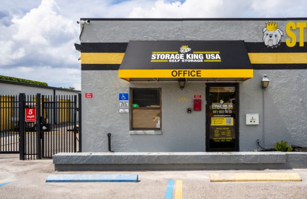 Storage King USA - 053 - Sarasota, FL - S. Tamiami Trl - 6720 South Tamiami Trail