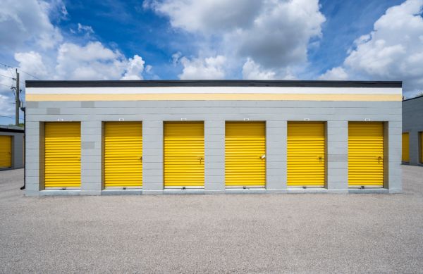 Storage King USA - 053 - Sarasota, FL - S. Tamiami Trl - 6720 South Tamiami Trail