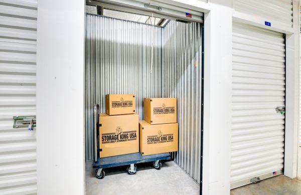 Storage King USA - 177 - Sarasota, FL - Cattlemen Rd - 619 Cattlemen Road