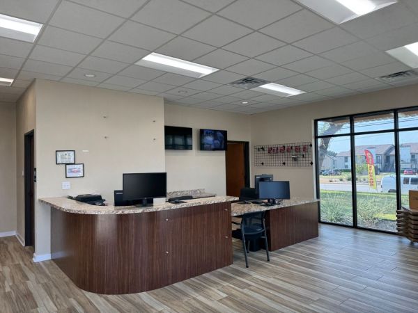 Extra Space Storage - 5032 - Hurst - E Hurst Blvd - 10520 East Hurst Boulevard