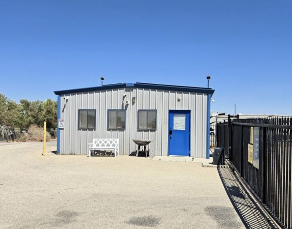 Extra Space Storage - 5012 - Lancaster - E Avenue L8 - East Avenue H10
