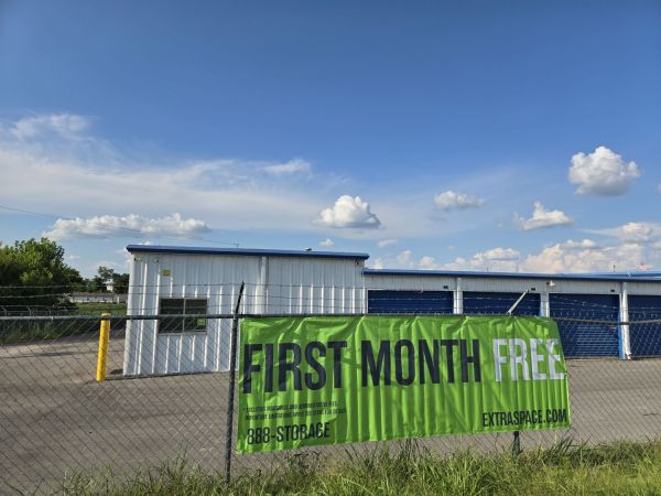 Extra Space Storage - 6957 - Smyrna - Hazelwood Dr - 399 Hazelwood Drive