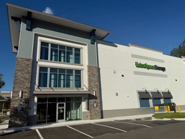 Extra Space Storage - 6989 - St Johns - Pine Chase Way - 150 Pine Chase Way