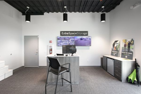 Extra Space Storage - 6988 - Riverview - County Road 672 - 10520 County Road 672