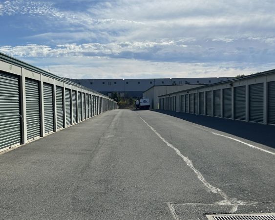 Extra Space Storage - 6905 - Macungie - 2830 Route 100 - 2830 Pennsylvania 100