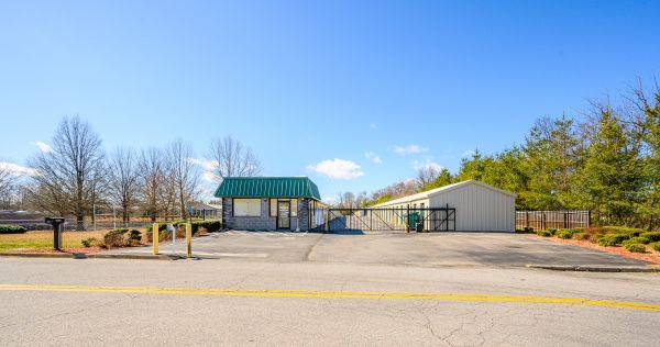 Storage King USA - 023 - Vinton, VA - E. Washington Ave - 1914 East Washington Avenue