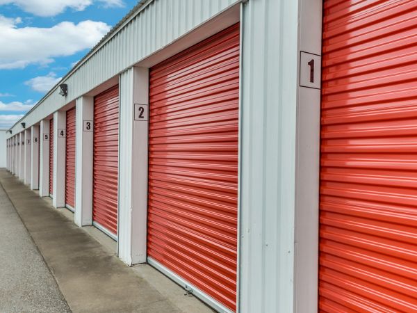 Storage King USA - 071 - Rosenberg - Avenue H - 3619 Avenue H