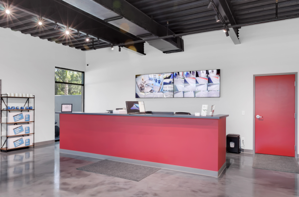 9172 - StorQuest - Edgewater / Ridgewood - 4175 South Ridgewood Avenue