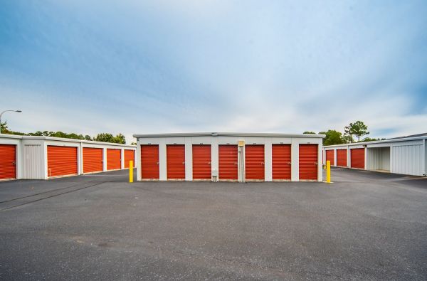 Storage King USA - 013 - Fayetteville, NC - Pepperbush Dr. - 5799 Pepperbush Drive