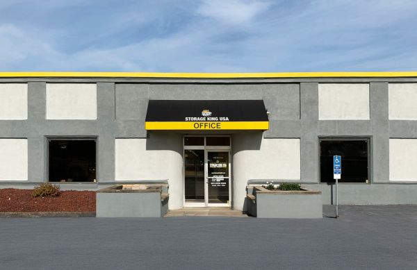 Storage King USA - 039 - Copley, OH - Mina Ave - 1252 Mina Avenue