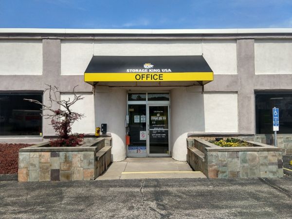 Storage King USA - 039 - Copley, OH - Mina Ave - 1252 Mina Avenue