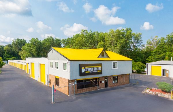 Storage King USA - 054 - Waterford, MI - Highland Rd - 4303 Highland Road