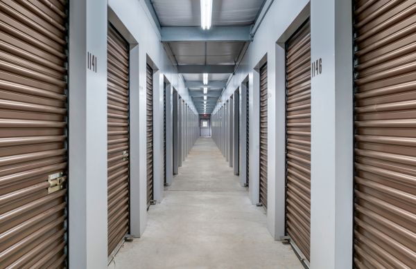Storage King USA - 113 - 4275 Highland Rd - 4275 Highland Road