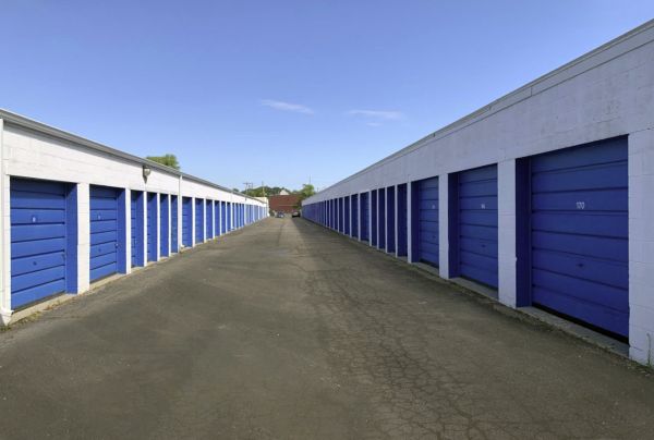 Storage King USA - 114 - Pontiac, MI - 515 S. Telegraph Rd. - 515 South Telegraph Road