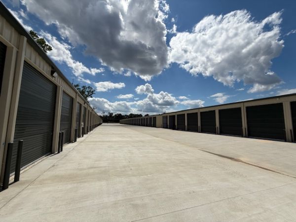 Bulldog Self Storage - 19701 Farm to Market Road 1314