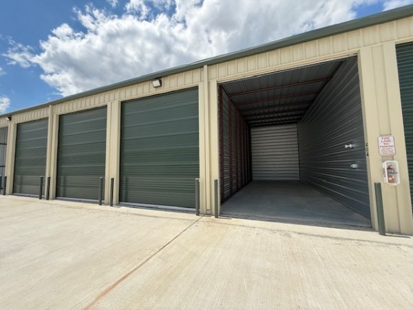 Bulldog Self Storage - 19701 Farm to Market Road 1314