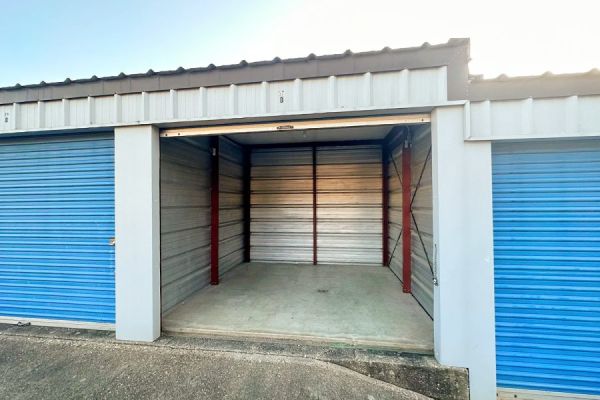 Cypress Mini Storage - 4601 Cypress Street