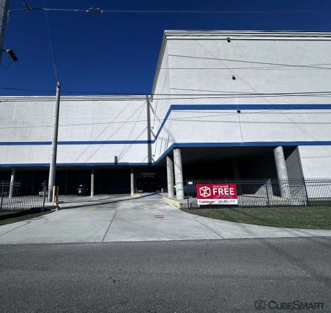 CubeSmart Self Storage - 301 Paris Avenue - LA - 301 Paris Avenue
