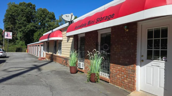 Avondale Mini Storage - 3111 Church Street