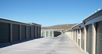 Purely Storage - Amber Oak - 801 West Tehachapi Boulevard