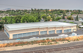 Valley Self-Storage - 3006 Gardella Plaza