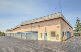 Valley Self-Storage - 3006 Gardella Plaza