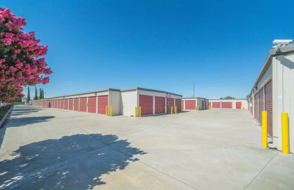 StoragePRO Self Storage of Lathrop - 15550 South Harlan Road