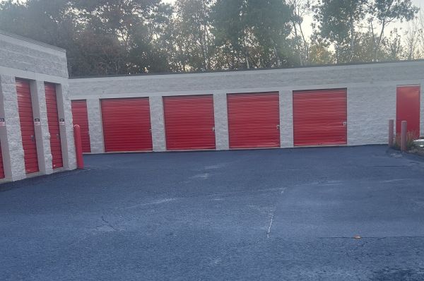 B&B Storage LLC - 11230 University Ave NW