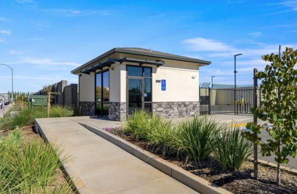 Galt 24 Hour Storage - 575 Industrial Drive