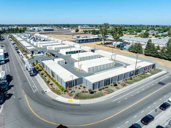 Galt 24 Hour Storage - 575 Industrial Drive