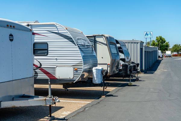 A&A Mini Storage - 1025 Industrial Way