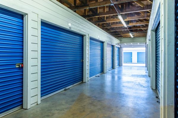 A&A Mini Storage - 1025 Industrial Way