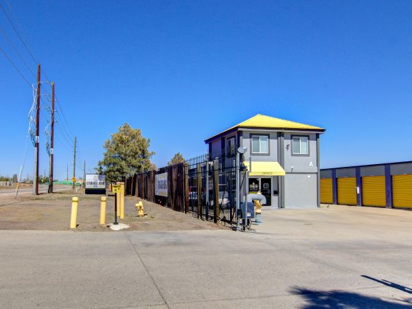 Storage King USA - 185 - Wadsworth - 11650 Wadsworth Boulevard
