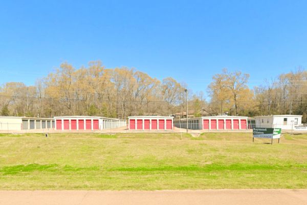 Raymond Clinton Mini Storage - 11870 Mississippi 18