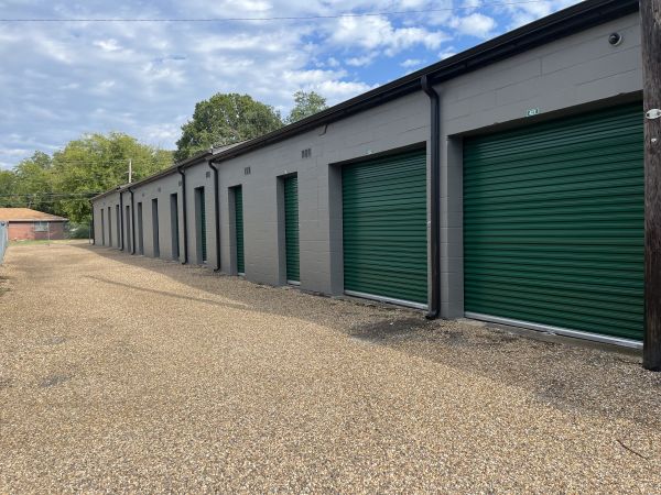 Lockaway Storage South Lake - 3107 South Lake Drive