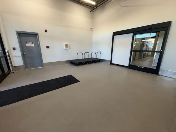 Extra Space Storage - 6080 - Elizabeth - Division St - 165 Division Street