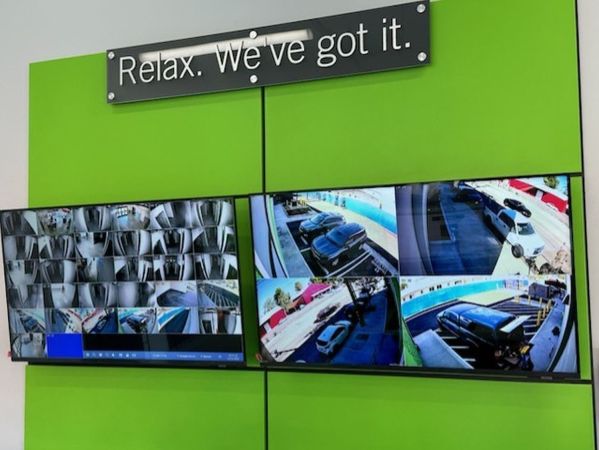 Extra Space Storage - 6781 - Tarzana - Oxnard St - 18618 Oxnard Street
