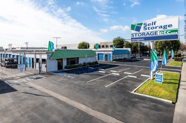Storage Etc. - Anaheim - 900 East Orangethorpe Avenue