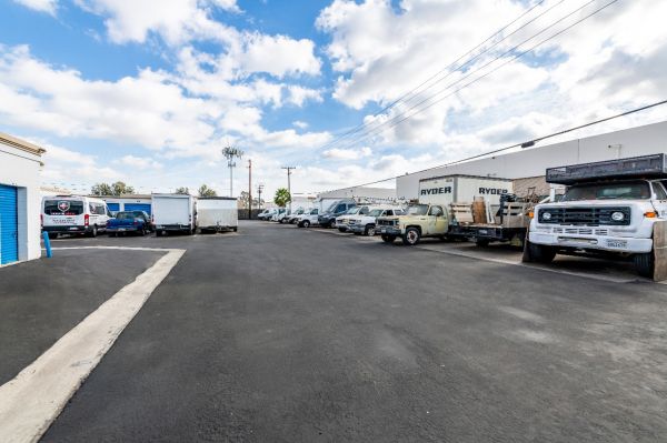 Storage Etc. - Anaheim - 900 East Orangethorpe Avenue