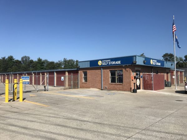 Compass Self Storage - Compass Self Storage - Jessica Street (474) - 702 Jessica Street